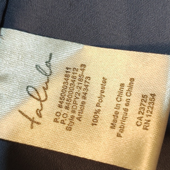 **5/$25** Aritzia Talula Tank Top - Picture 3 of 4